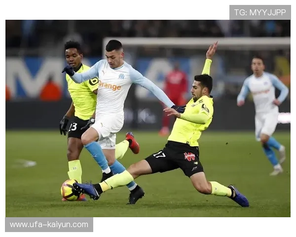 马赛门将德兰格谈6次关键扑救:团队合作是零封基础 马赛门将德兰格谈6次关键扑救:团队合作是零封基础